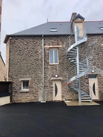 Residence Merlin Appart Des Druides Saint-Malon-sur-Mel 公寓